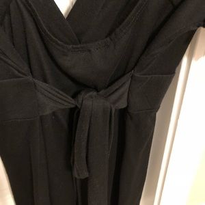 Black back cutout shirt